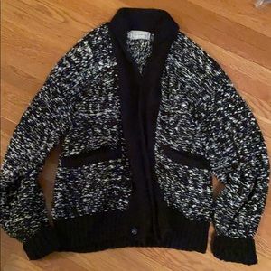 Cute vintage sweater!